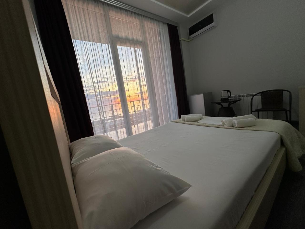 Guest House 99 Batumi Exterior photo